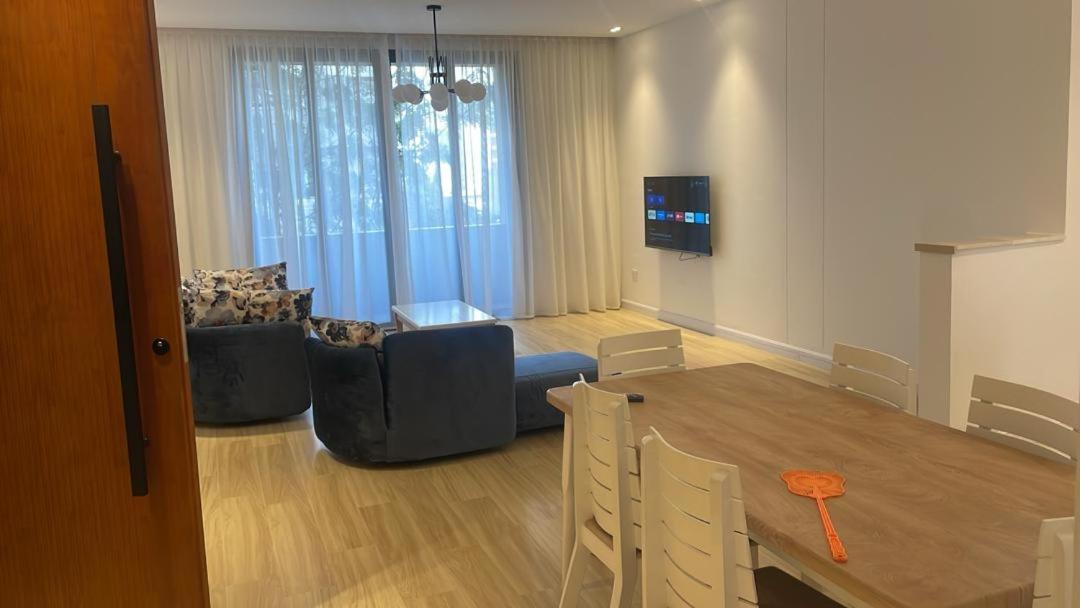 G&19 Apartment Αντίς Αμπέμπα Εξωτερικό φωτογραφία